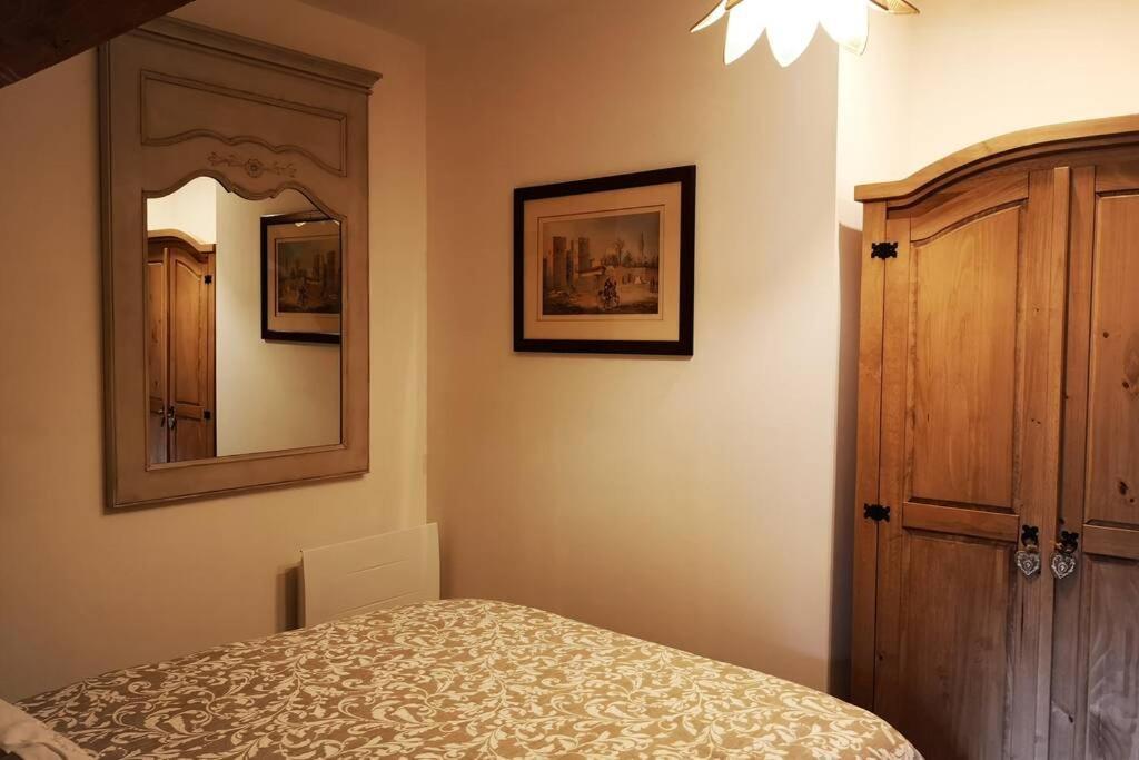 Aux 3 Maillets Apartamento Bourges Exterior foto